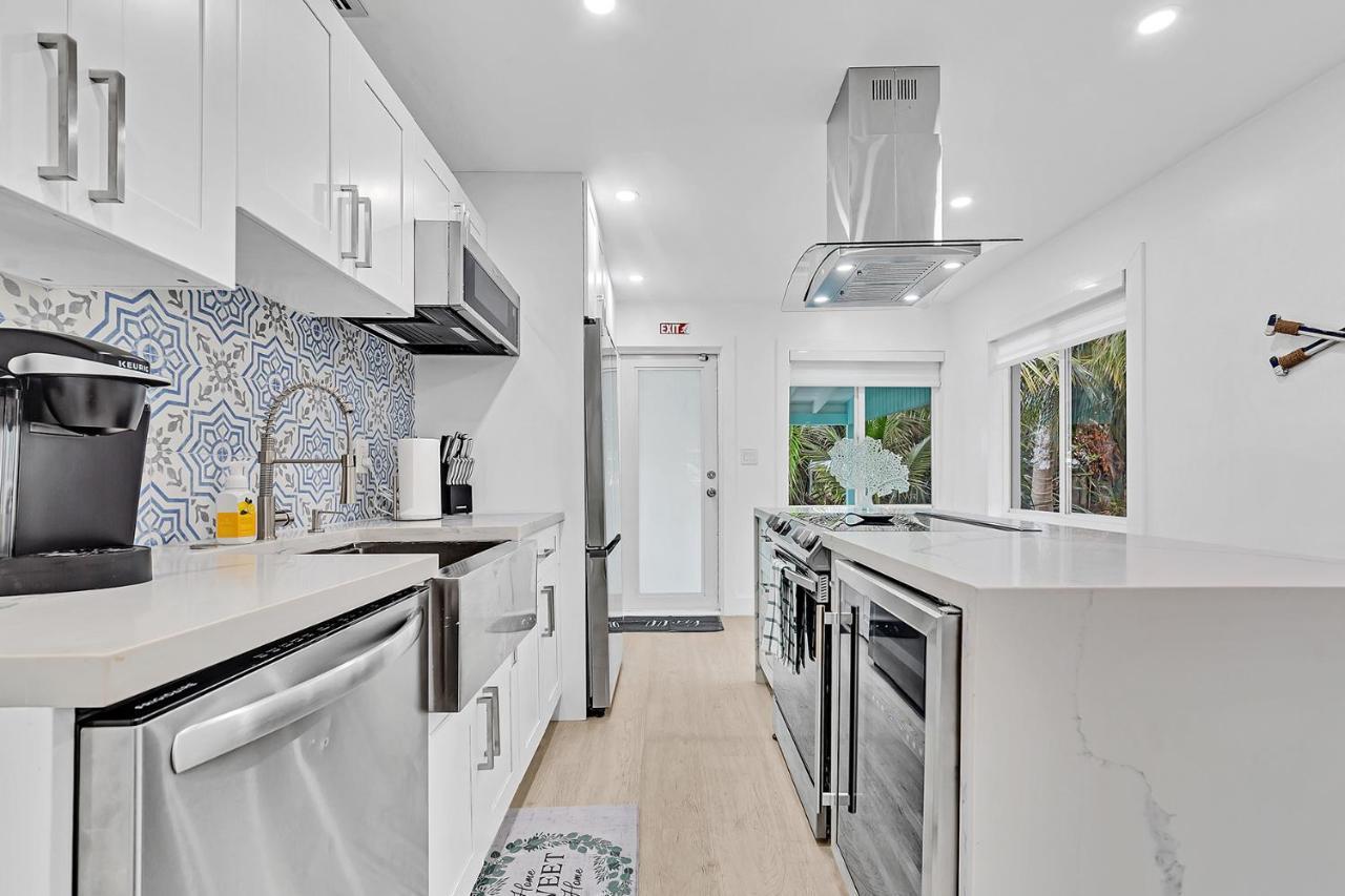Welcome To Paradise! Secluded 4 Bed, 3 Bath, Pool Fort Lauderdale Exteriör bild